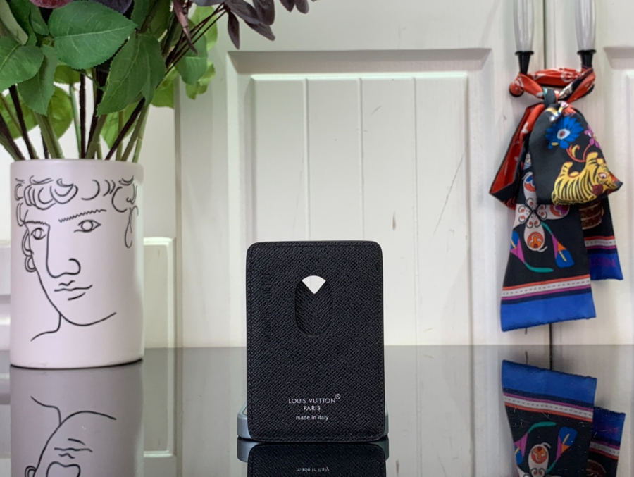 루이비통 포르트-카르트 마그넷 맥세이프 카드지갑 M25654 9.50.56.5cm2.jpg