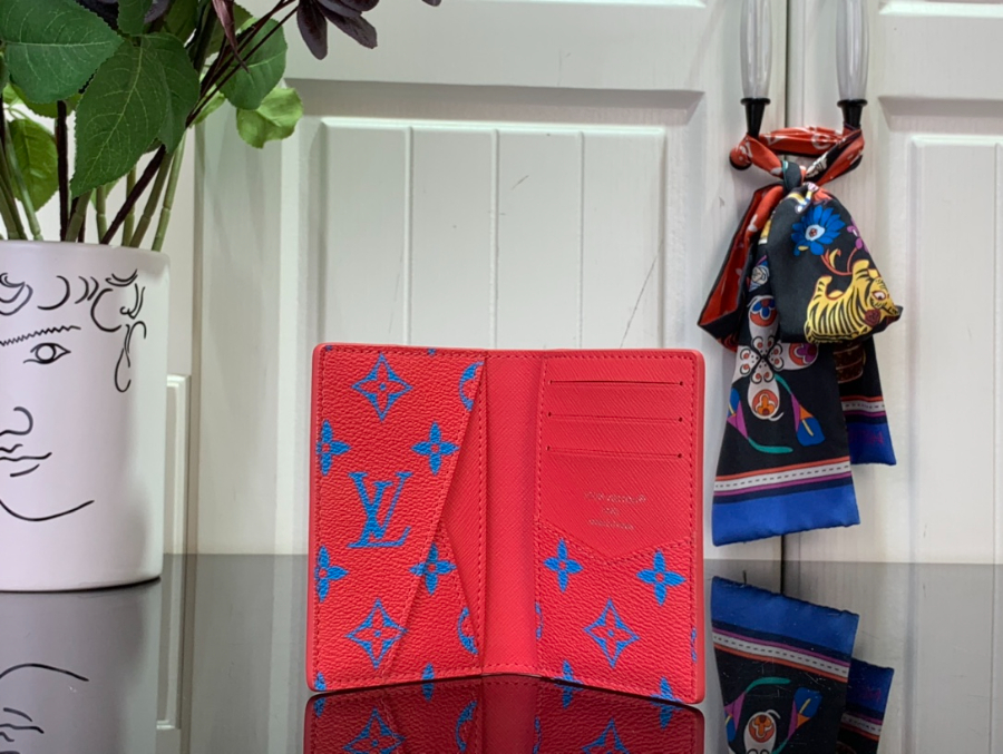 루이비통 포켓 오거나이저 M14767 7.511.11cm 블루3.jpg