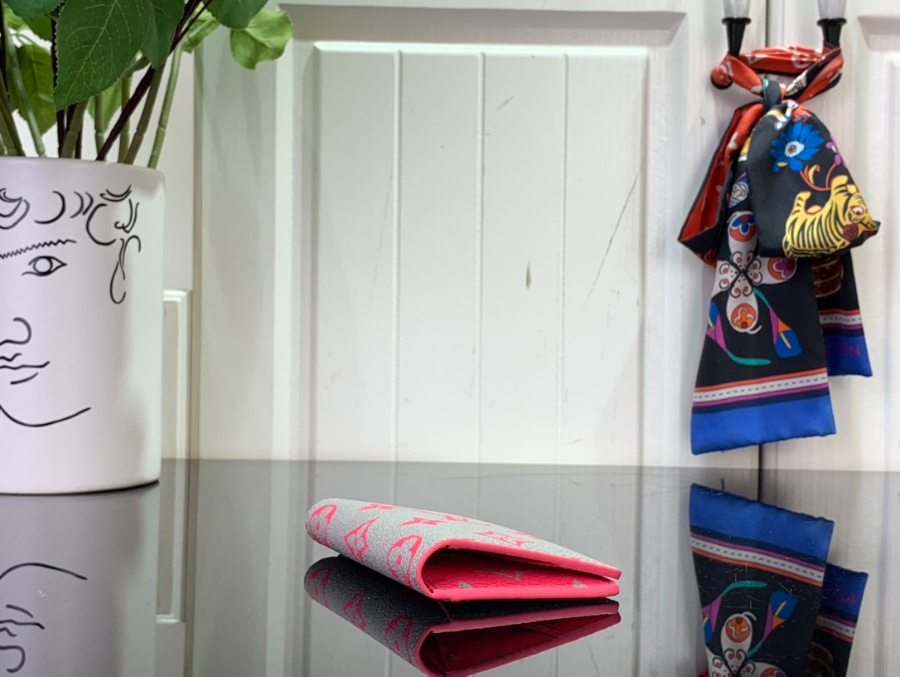 루이비통 포켓 오거나이저 M15027 7.511.11cm 그레이5.jpg