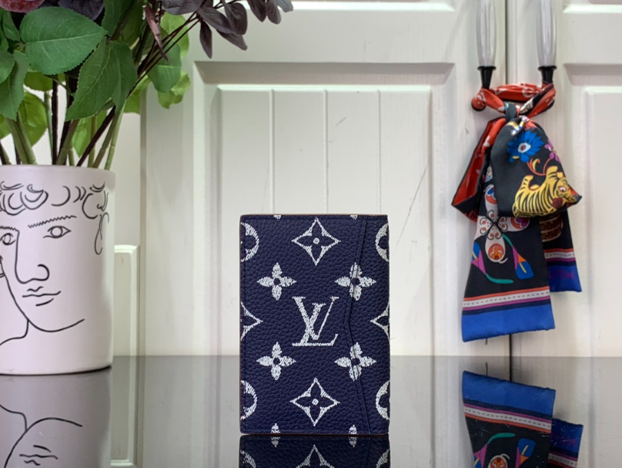 루이비통 포켓 오거나이저 카드지갑 M61696 M26080 17.511cm 네이비2.jpg