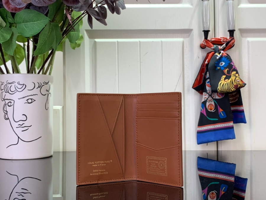 루이비통 포켓 오거나이저 카드지갑 M61696 M26080 17.511cm 옐로우3.jpg