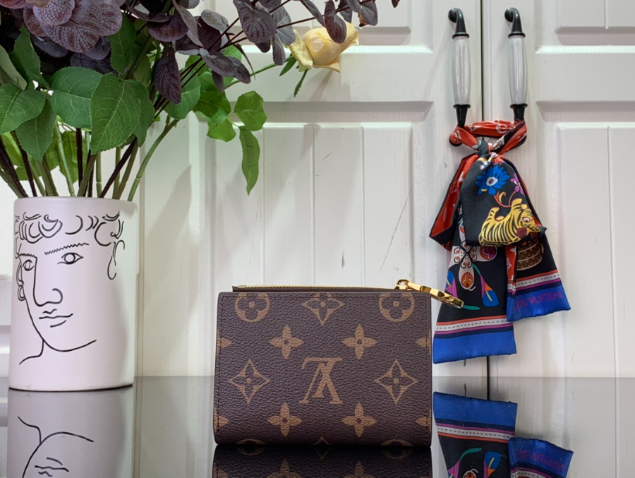 루이비통 LV x TM 리사 월릿 M13420 11.51.59cm2.jpg