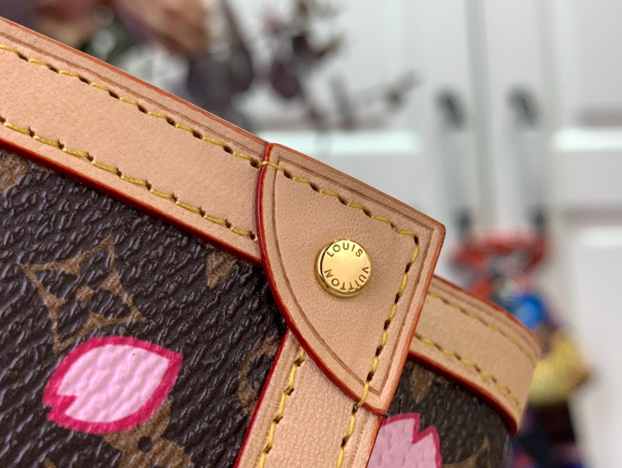 루이비통 LV x TM 빅토린 월릿 M13427 129.52.5cm6.jpg