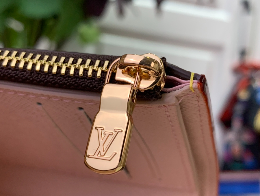 루이비통 LV x TM 빅토린 월릿 M13427 129.52.5cm7.jpg