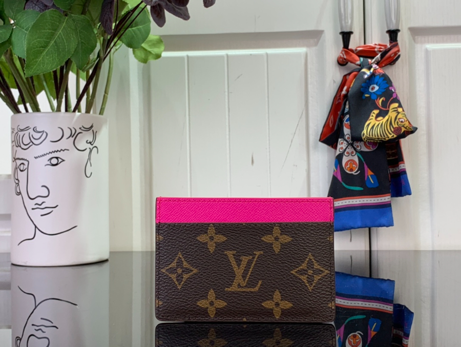 루이비통 LV x TM 카드지갑 M13439 70.511cm2.jpg
