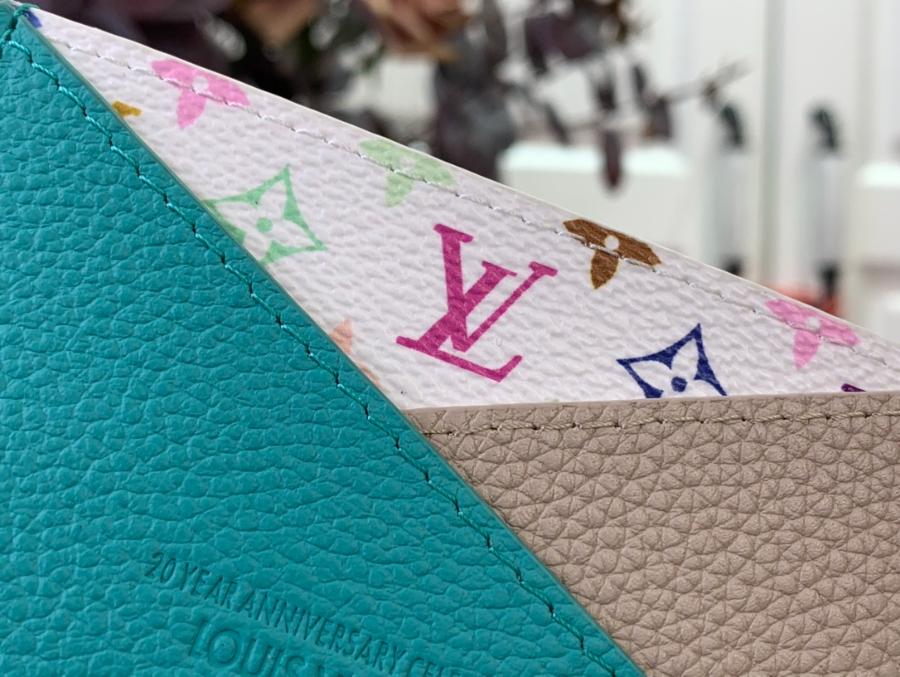 루이비통 LV x TM 크리스크로스 카드지갑 M14090 1070.3cm 스카이 블루7.jpg