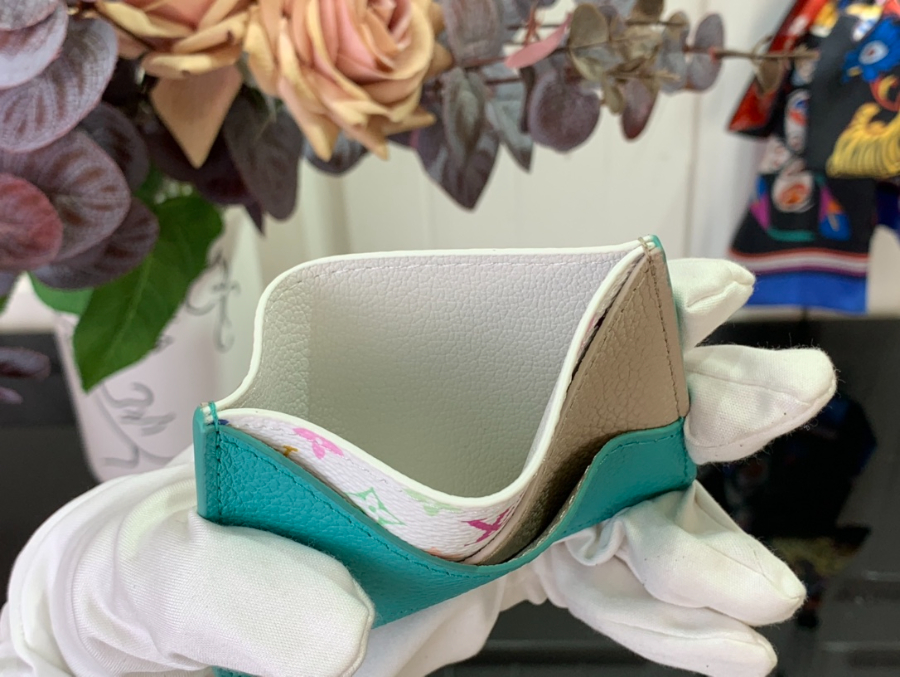 루이비통 LV x TM 크리스크로스 카드지갑 M14090 1070.3cm 스카이 블루4.jpg