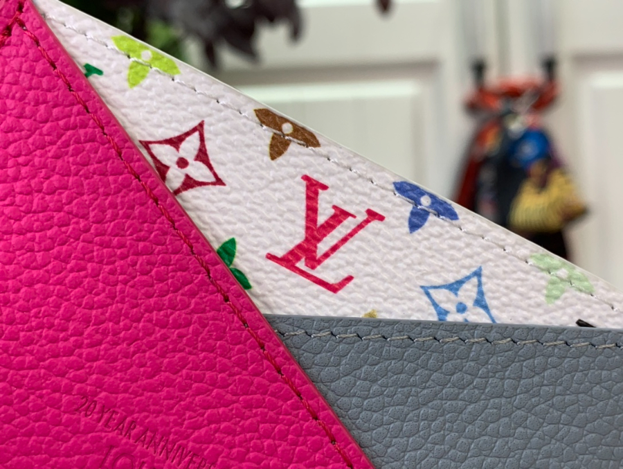 루이비통 LV x TM 크리스크로스 카드지갑 M14091 1070.3cm 레드8.jpg