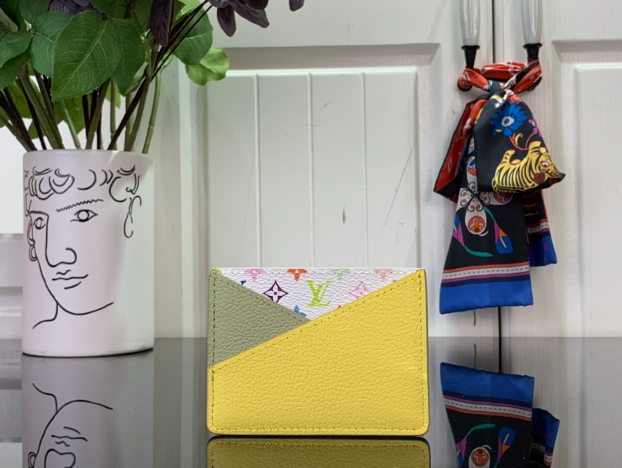 루이비통 LV x TM 크리스크로스 카드지갑 M14139 1070.3cm 연 그린1.jpg