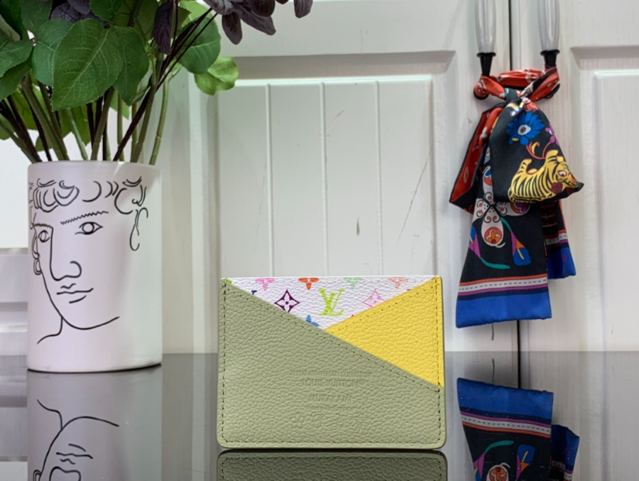 루이비통 LV x TM 크리스크로스 카드지갑 M14139 1070.3cm 연 그린2.jpg