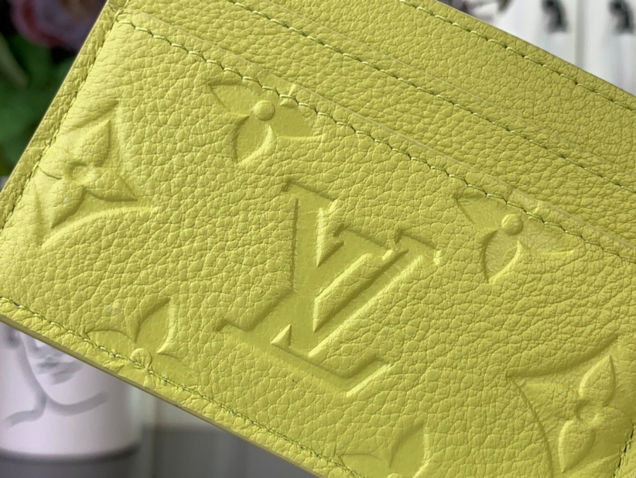 루이비통 LV 참 카드 홀더 M13649 7.30.310.2cm 라이트 옐로우6.jpg
