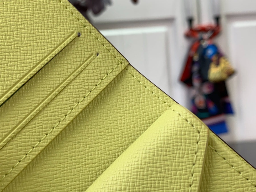 루이비통 LV 참 포켓 월릿 M14718 102.59cm 라이트 옐로우7.jpg