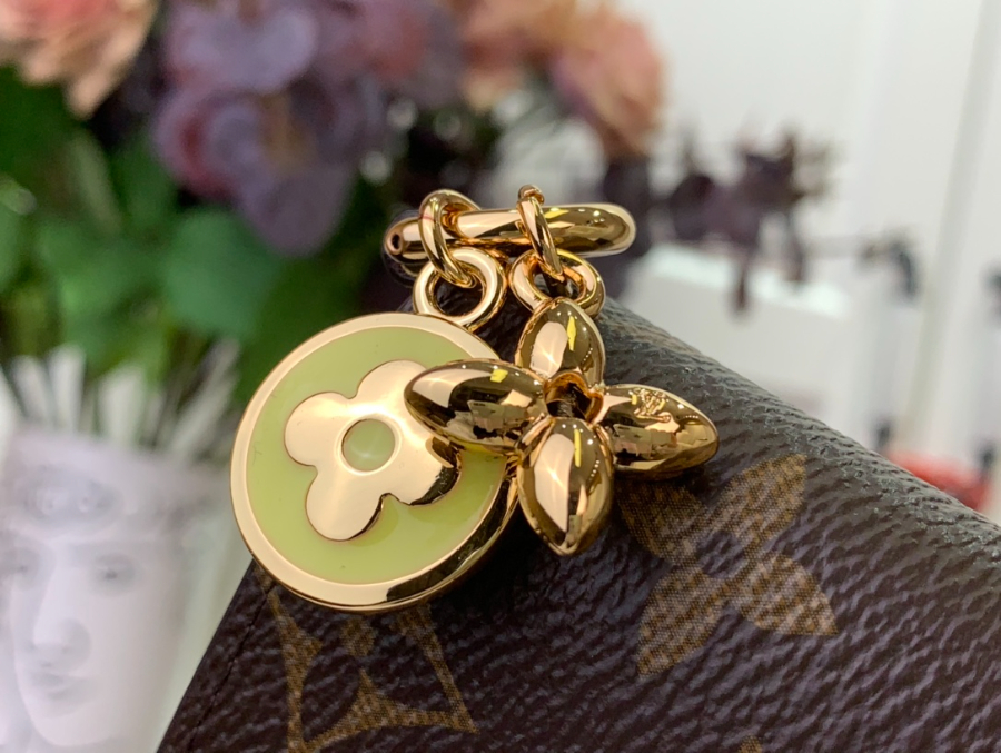 루이비통 LV 참 포켓 월릿 M14718 102.59cm 라이트 옐로우8.jpg