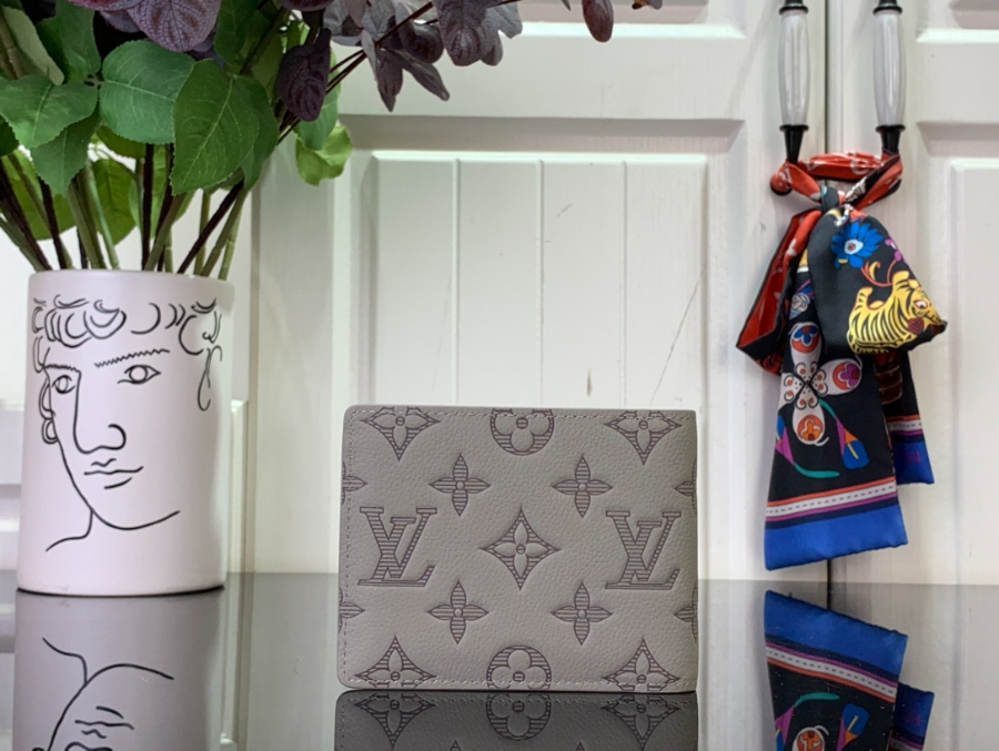 루이비통 멀티플 월릿 그레이 M14802 11.591.5cm2.jpg