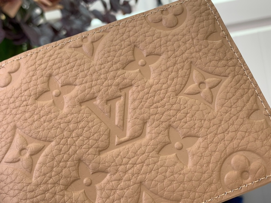 루이비통 멀티플 월릿 반지갑 M13890 11.591.5cm 다크 베이지6.jpg