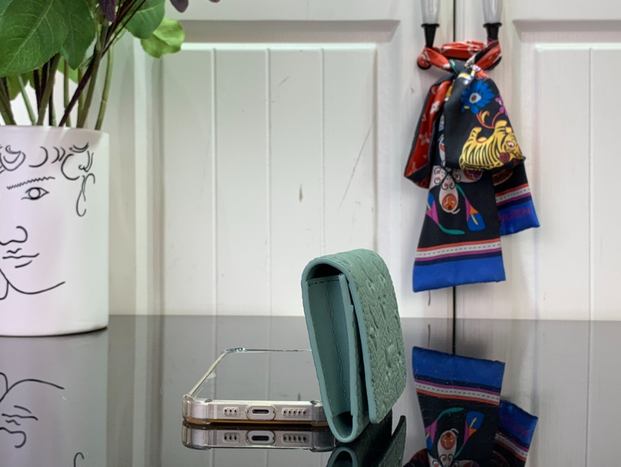 루이비통 엔벨로프 비즈니스 카드홀더 M13891 8110.5cm 그린4.jpg