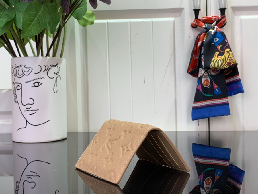 루이비통 오거나이저 카드지갑 M13974 7.511.11cm 다크 베이지4.jpg