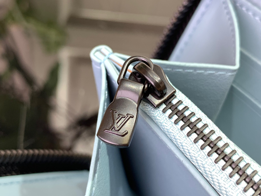 루이비통 지피 호리즌탈 스카이 블루 M14784 2.51021cm8.jpg