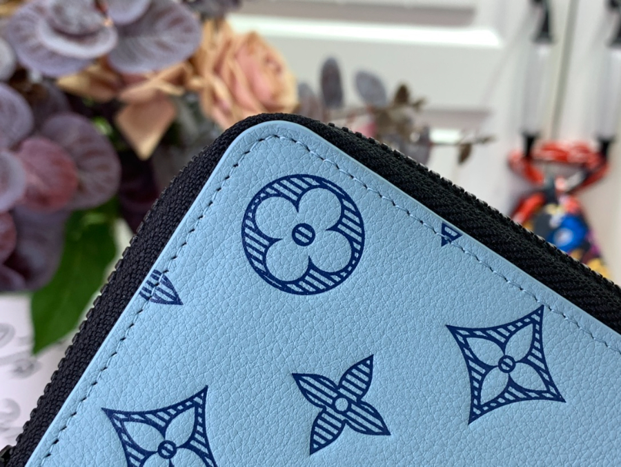 루이비통 지피 호리즌탈 스카이 블루 M14784 2.51021cm6.jpg