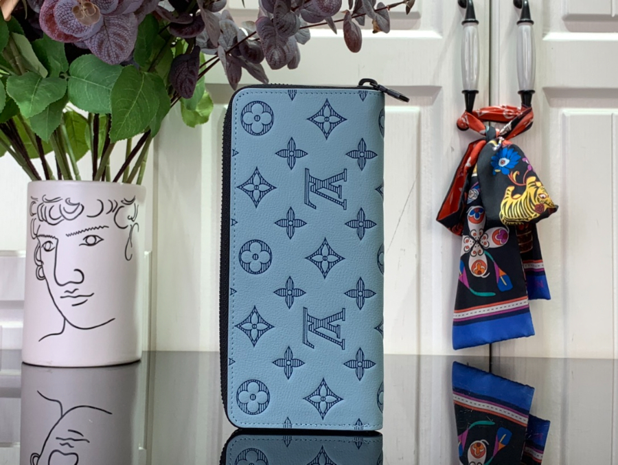 루이비통 지피 호리즌탈 스카이 블루 M14784 2.51021cm3.jpg