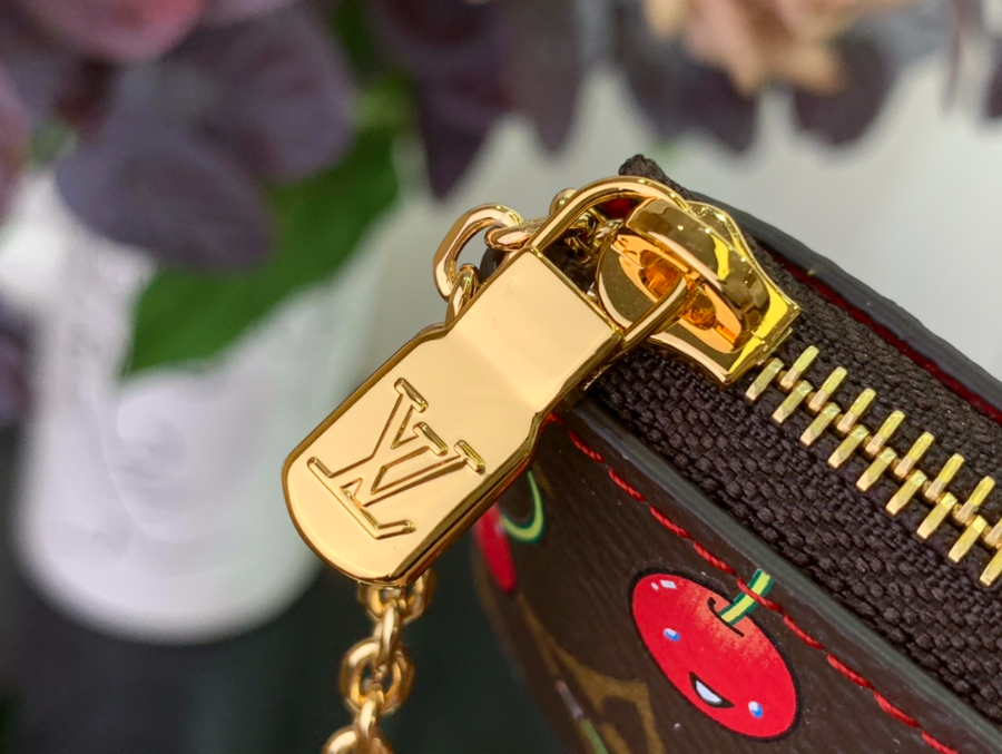 루이비통 파우치 동전지갑 M95042 1261cm6.jpg