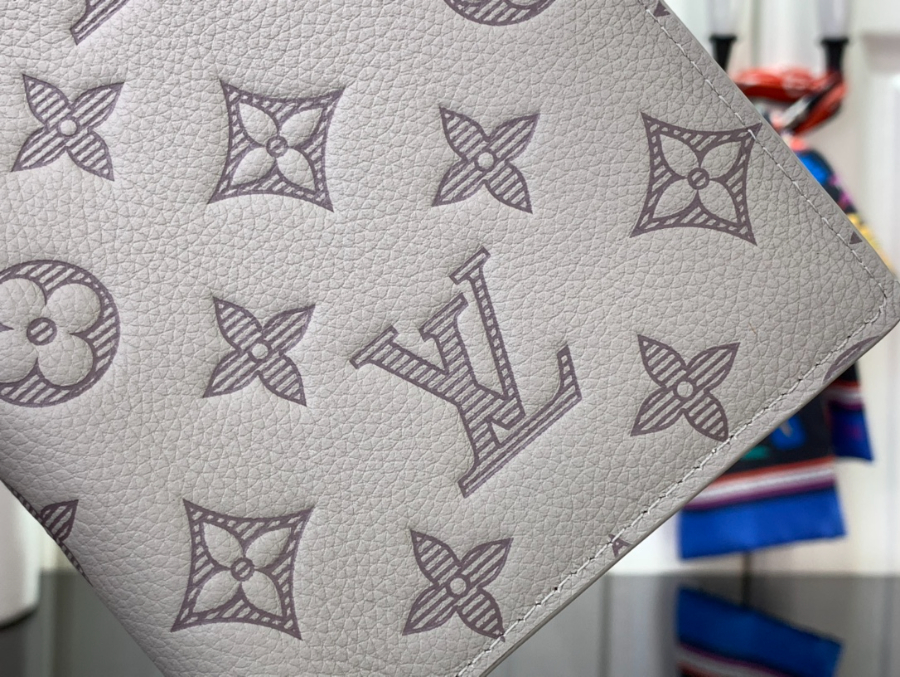 루이비통 패스포트 커버 여권지갑 그레이 M14798 142.510cm6.jpg