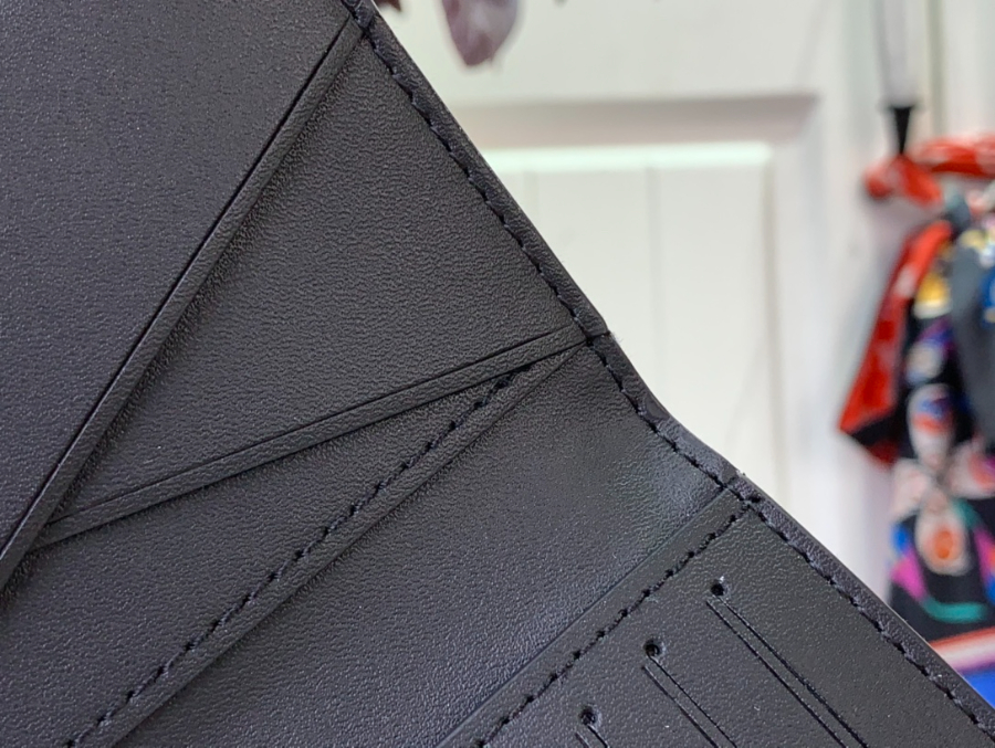 루이비통 포켓 오거나이저 M14148 7.511.11cm 블루7.jpg