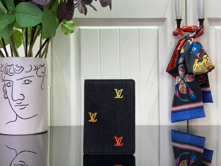 루이비통 포켓 오거나이저 M14148 7.511.11cm 옐로우2.jpg