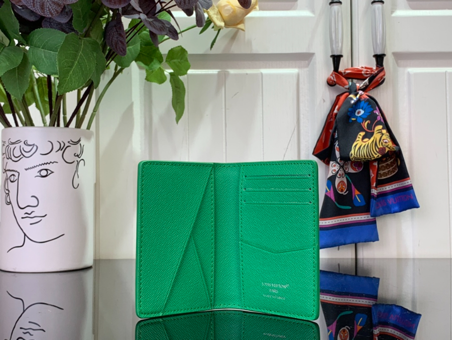 루이비통 포켓 오거나이저 M14880 7.511.11cm3.jpg