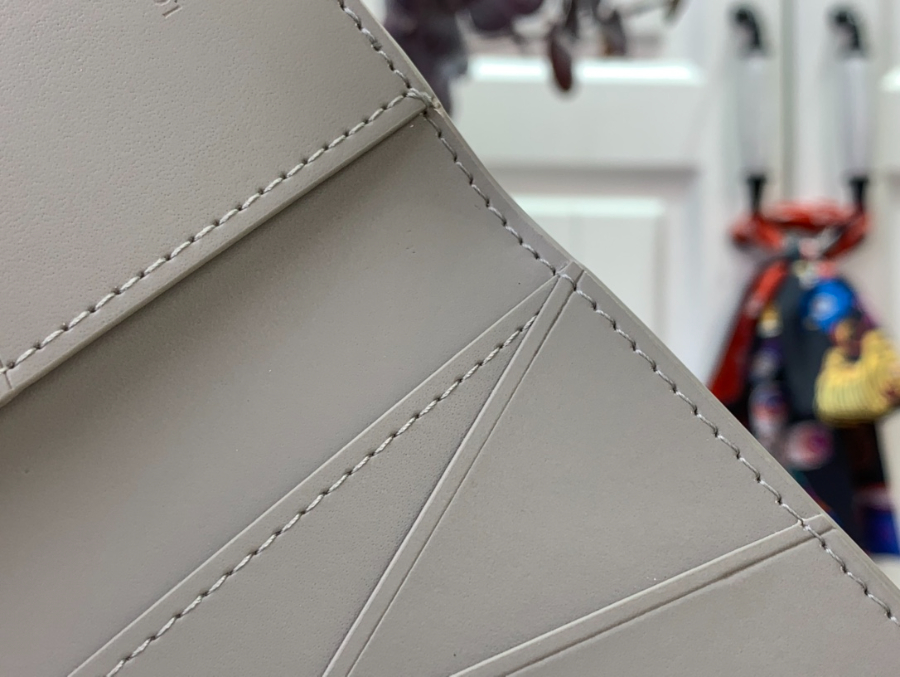 루이비통 포켓 오거나이저 그레이 M14915 11.117.5cm8.jpg