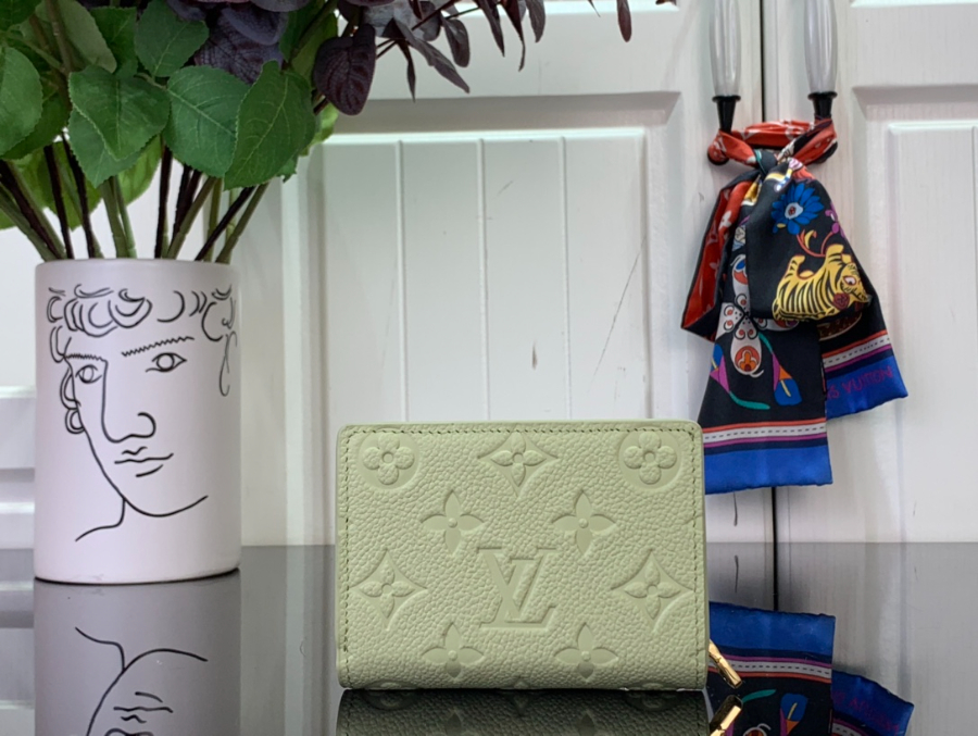 루이비통 LV x TM 반지갑 M13619 118.53.5cm 라이트 그린2.jpg