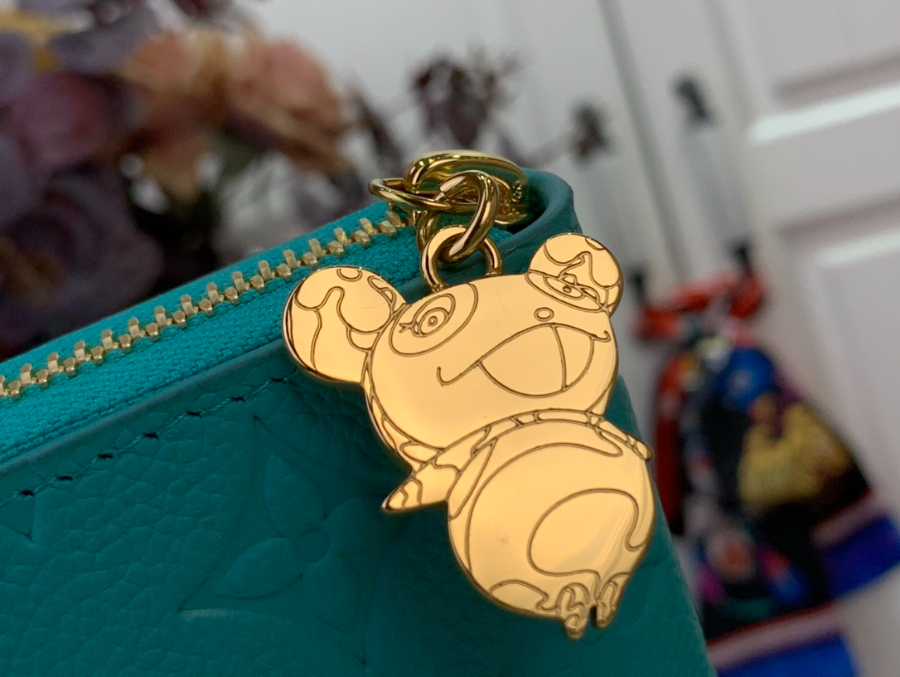 루이비통 LV x TM 슈즈 지퍼 장지갑 M13618 19.510.52.5cm 스카이 블루8.jpg