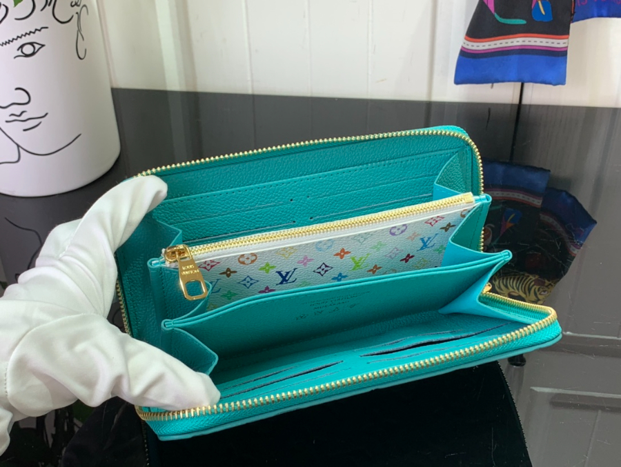 루이비통 LV x TM 슈즈 지퍼 장지갑 M13618 19.510.52.5cm 스카이 블루3.jpg