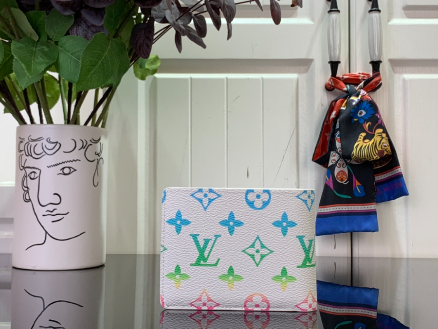 루이비통 멀티플 반지갑 M14354 11.591.5cm 그라데이션2.jpg