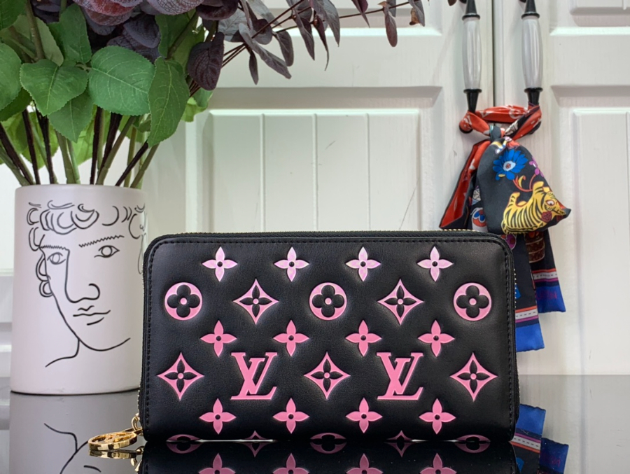 루이비통 LV X TM 지피 장지갑 M14096 19.510.52.5cm 핑크1.jpg