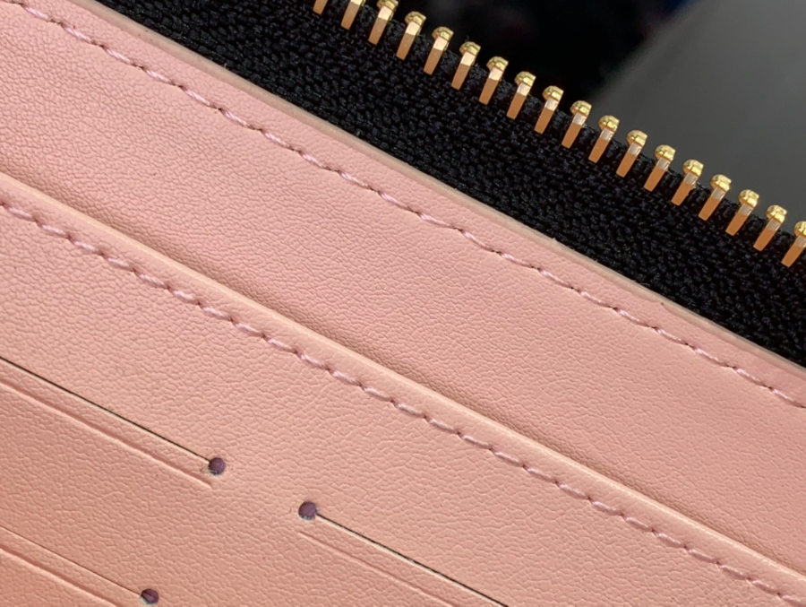 루이비통 LV X TM 지피 장지갑 M14096 19.510.52.5cm 핑크8.jpg