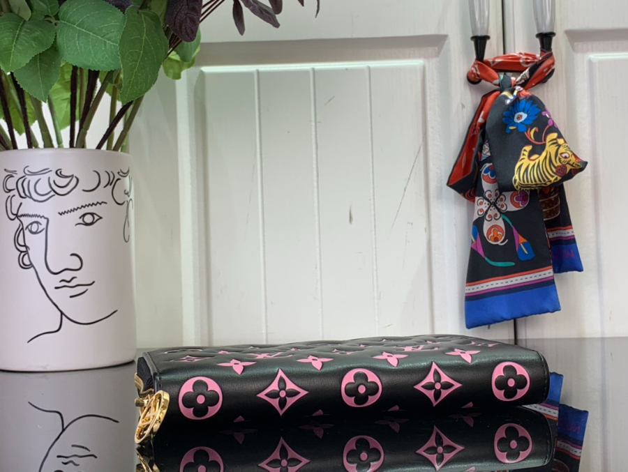 루이비통 LV X TM 지피 장지갑 M14096 19.510.52.5cm 핑크3.jpg