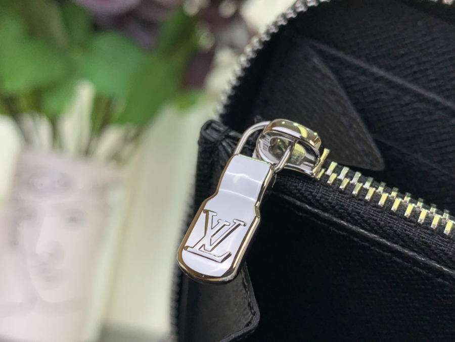 루이비통 LV X TM 클레멘스 월릿 장지갑 M13992 19.510.52.5cm 블랙7.jpg