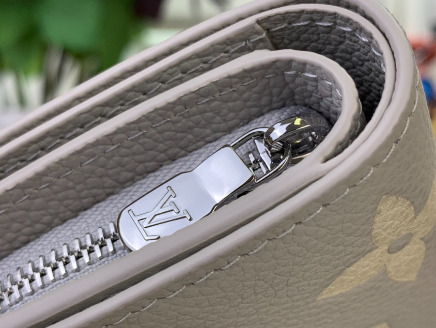 루이비통 갈렛 반지갑 M14153 118.53.5cm 애쉬 퍼플7.jpg