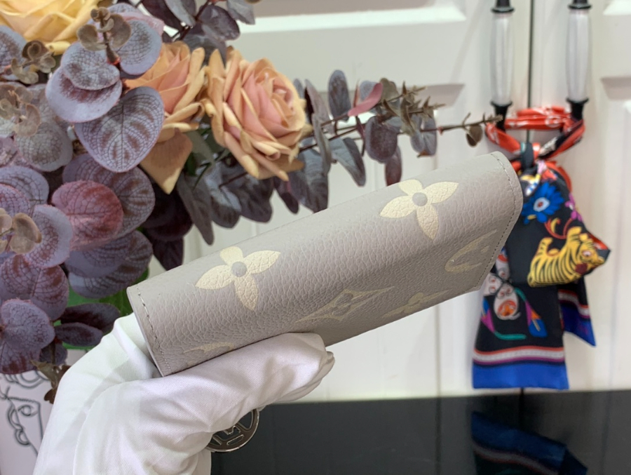 루이비통 리사 반지갑 M13797 911.51.5cm 애쉬 퍼플5.jpg