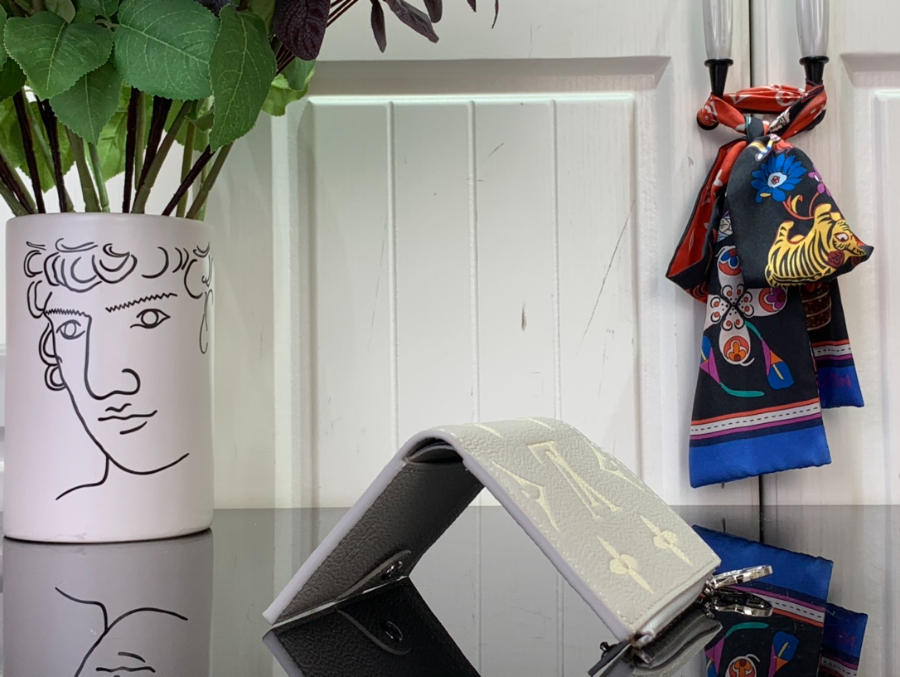 루이비통 리사 반지갑 M13797 911.51.5cm 애쉬 퍼플4.jpg