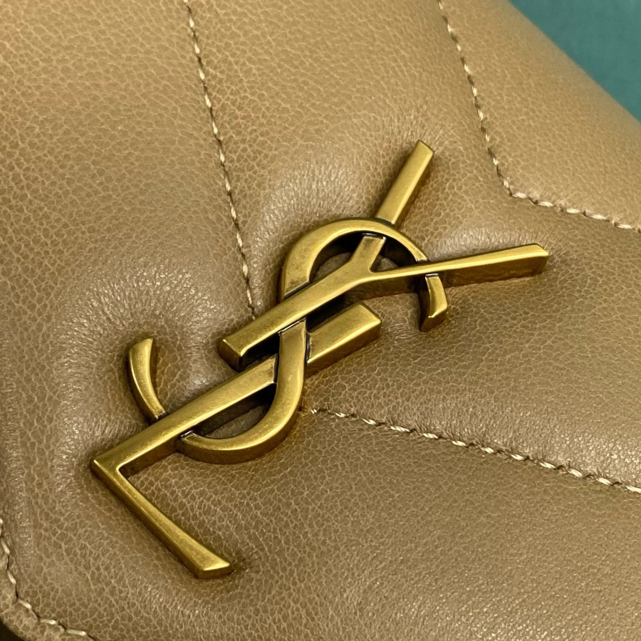 생로랑 램스킨 소재 LOULOU 루루 토이 미니 821749 20125cm 라이트 브라운05.jpg