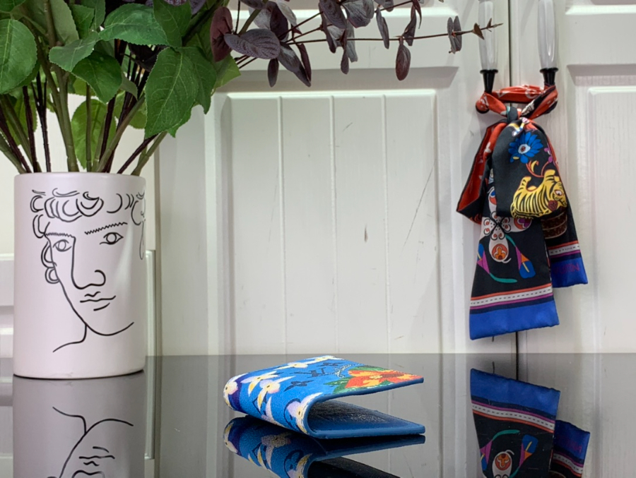 루이비통 서핑 프라워 카드지갑 M83498 7.511.11cm LOUIS VUITTON5.jpg