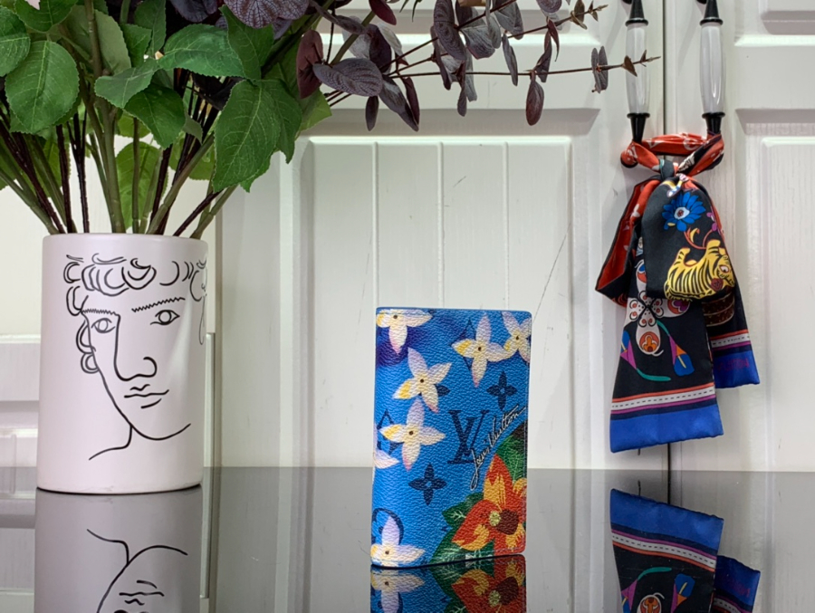 루이비통 서핑 프라워 카드지갑 M83498 7.511.11cm LOUIS VUITTON3.jpg