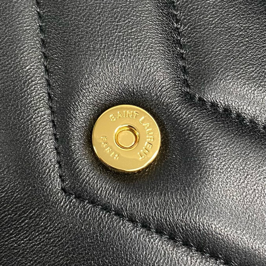 생로랑 램스킨 소재 LOULOU 루루 토이 미니 821749 20125cm 블랙 골드7.jpg