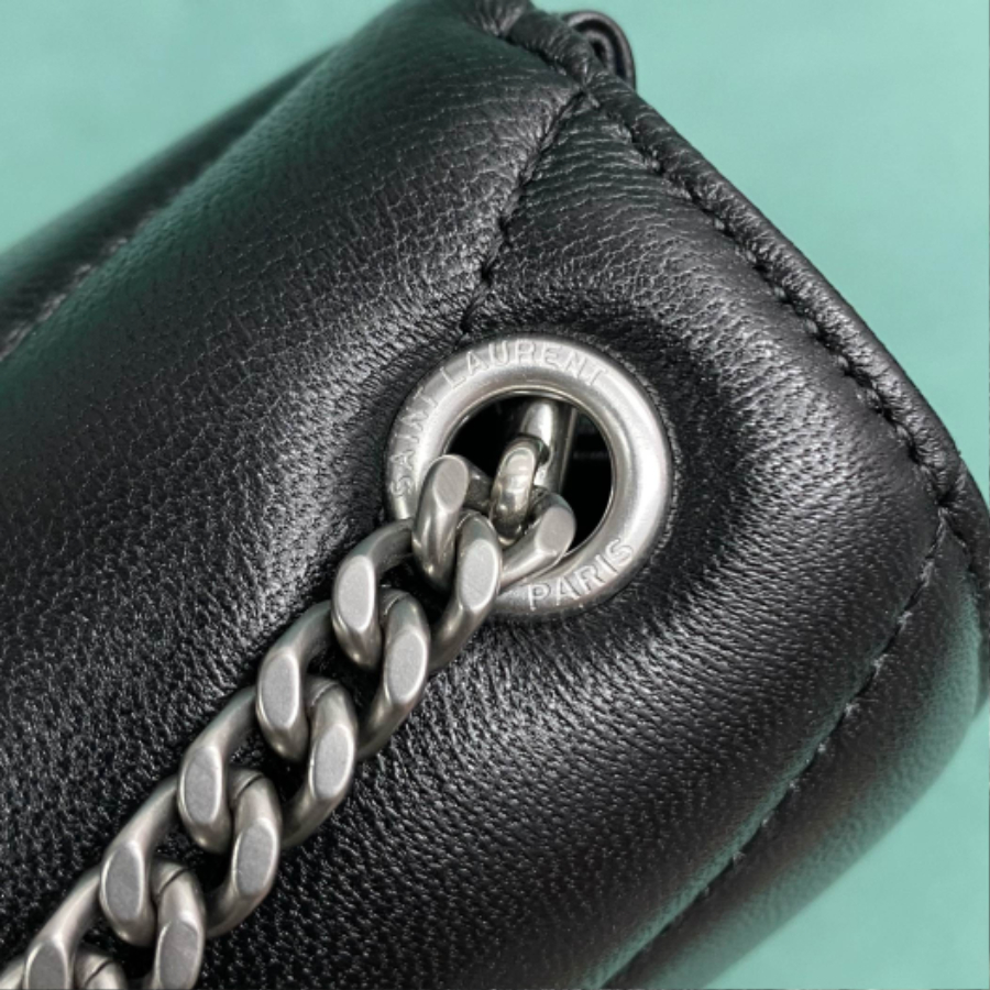 생로랑 램스킨 소재 LOULOU 루루 토이 미니 821749 20125cm 블랙 실버09.jpg