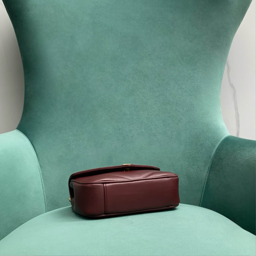 생로랑 램스킨 소재 LOULOU 루루 토이 미니 821749 20125cm 와인4.jpg