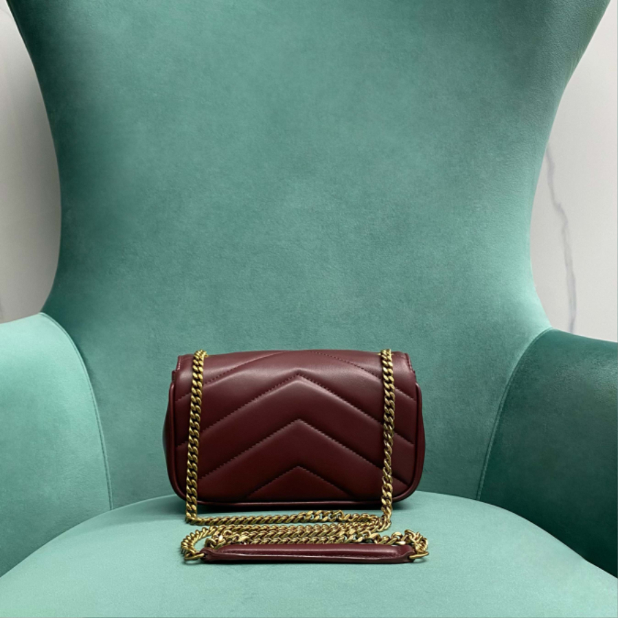 생로랑 램스킨 소재 LOULOU 루루 토이 미니 821749 20125cm 와인2.jpg