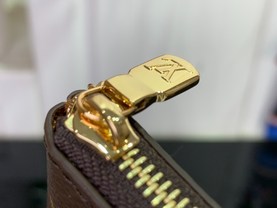 루이비통 키 파우치 M13559 9115cm 브라운 스몰7.jpg