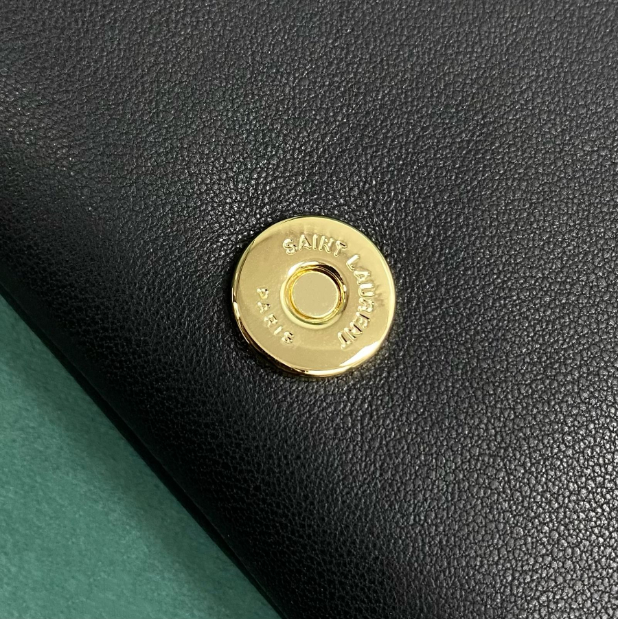 생로랑 램스킨 소재의 CALYPSO 미니 백 801712 22111.5cm 블랙 금장08.jpg